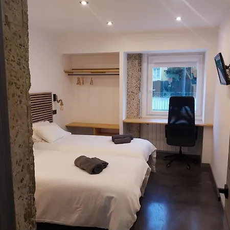 Centrico - Tetuan - Rh 3b *