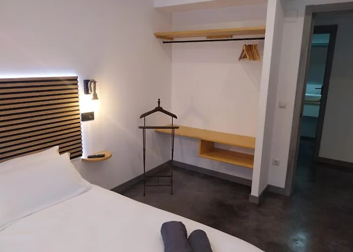 Centrico - Tetuan - Rh 3b *