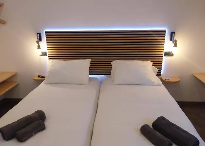 Centrico - Tetuan - Rh 3b *