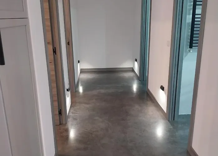 Centrico - Tetuan - Rh 3b * Santander